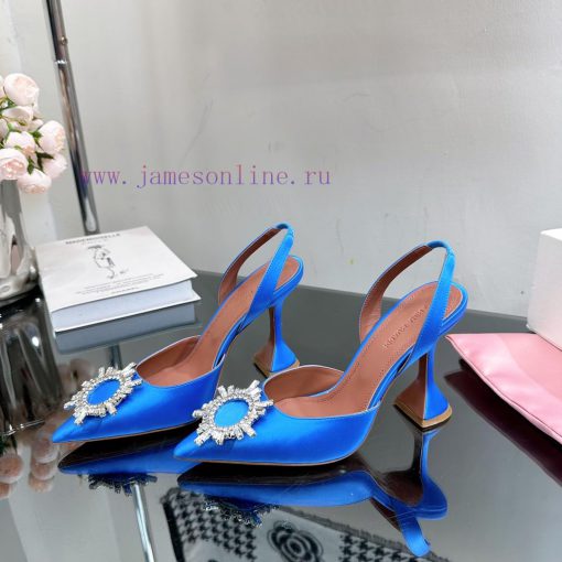 Our top tier Cinderella crystal shoes———————————It doesn't matter if there is no prince. Eveeu3j7pdf - Image 9