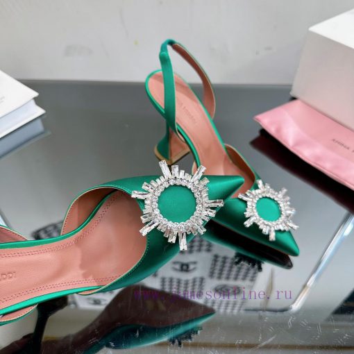 Our top tier Cinderella crystal shoes———————————It doesn't matter if there is no prince. Eve28fwga31 - Image 7