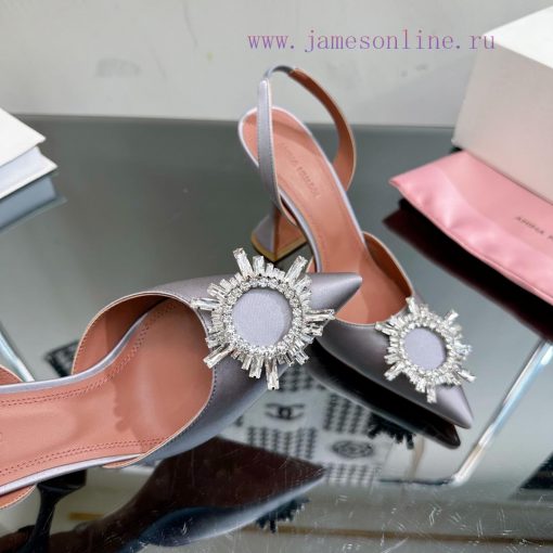 Our top tier Cinderella crystal shoes———————————It doesn't matter if there is no prince. Everb806po4 - Image 7