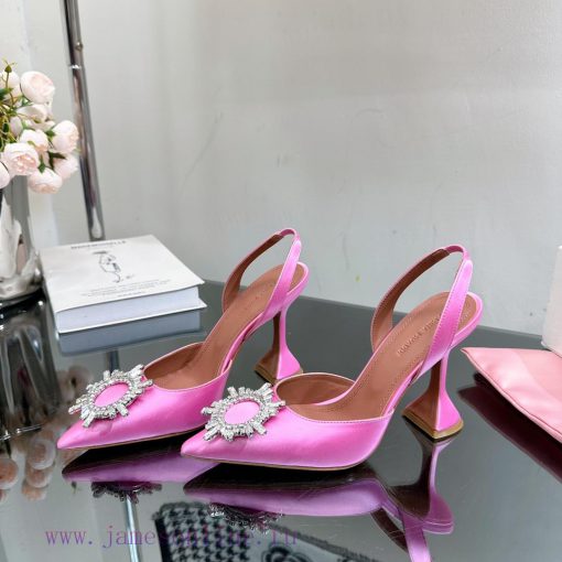 Our top tier Cinderella crystal shoes———————————It doesn't matter if there is no prince. Evesc6w9qoe - Image 10