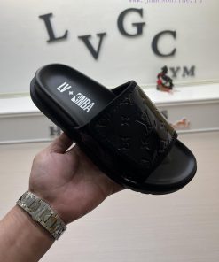 LOUIS VUITTON LV official website's popular men's Velcro slippers are available for sale simdbr0ltey