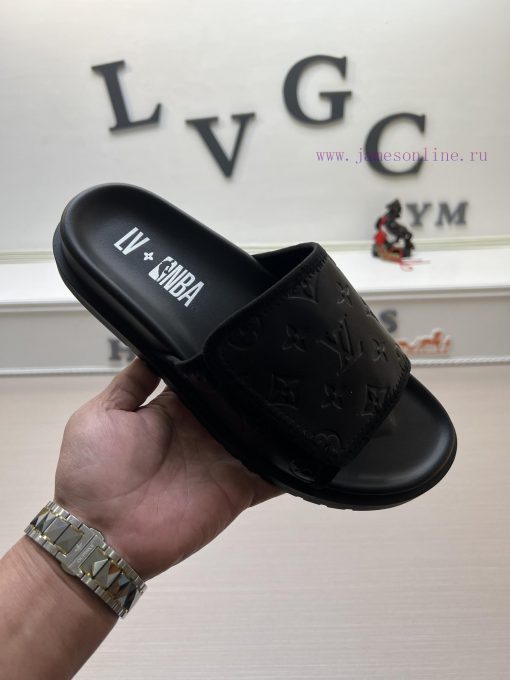 LOUIS VUITTON LV official website's popular men's Velcro slippers are available for sale simptlqbzxh