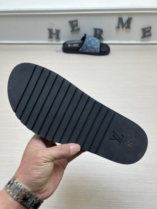 LOUIS VUITTON LV official website's popular men's Velcro slippers are available for sale simahpkguoc - Image 10