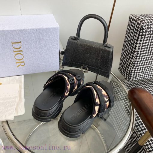 Dio… 〰️ D-wander thick soled sandalsTop qualityThis slipper cleverly combines the classic demnisojlt - Image 9