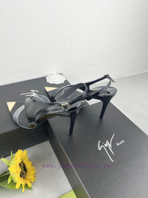 Giuseppe ZanottiSelected black imitation patent leather synthetic fabric with modern light akob1fdxx - Image 8