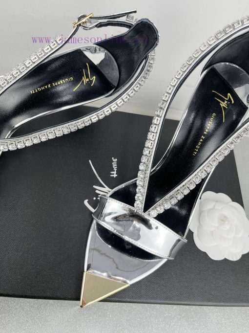 Giuseppe ZanottiSelected black imitation patent leather synthetic fabric with modern light auta6zwj5 - Image 8