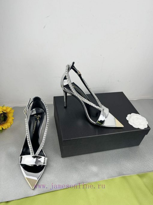 Giuseppe ZanottiSelected black imitation patent leather synthetic fabric with modern light auta6zwj5 - Image 10