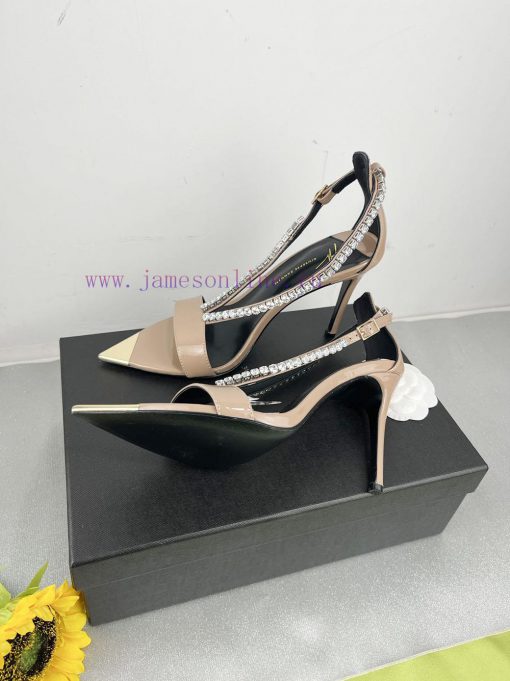 Giuseppe ZanottiSelected black imitation patent leather synthetic fabric with modern light a16tlq2zb - Image 4