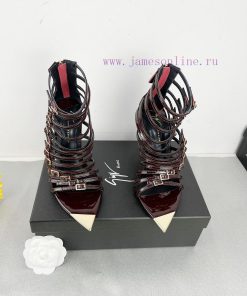Giuseppe ZanottiSelected black imitation patent leather synthetic fabric with modern light a9h13nf5u