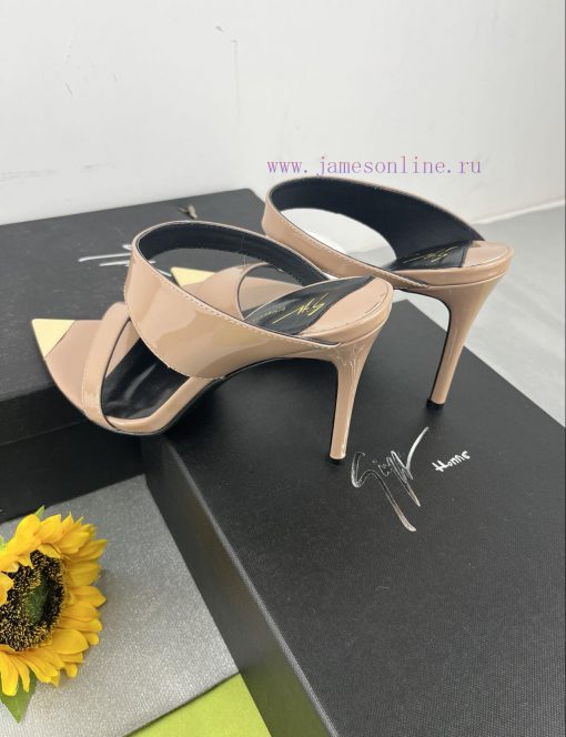 Giuseppe ZanottiSelected black imitation patent leather synthetic fabric with modern light az4d1b30i - Image 7