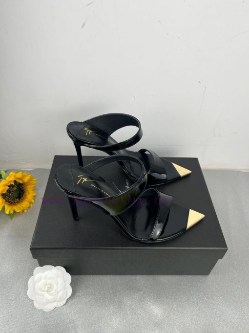 Giuseppe ZanottiSelected black imitation patent leather synthetic fabric with modern light aad2jx487 - Image 4