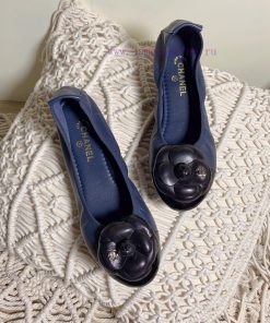 Chanel classic series four season Chicken rolls shoes classic camellia style, comfortable anpvst04z9