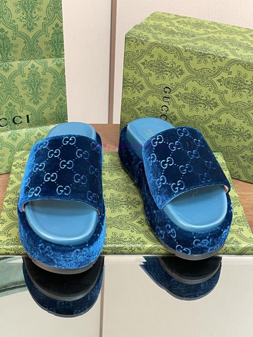 2024 Gucci's latest spring/summer velvet embroidered double GG series thick soled sandals an1cea66hb - Image 3