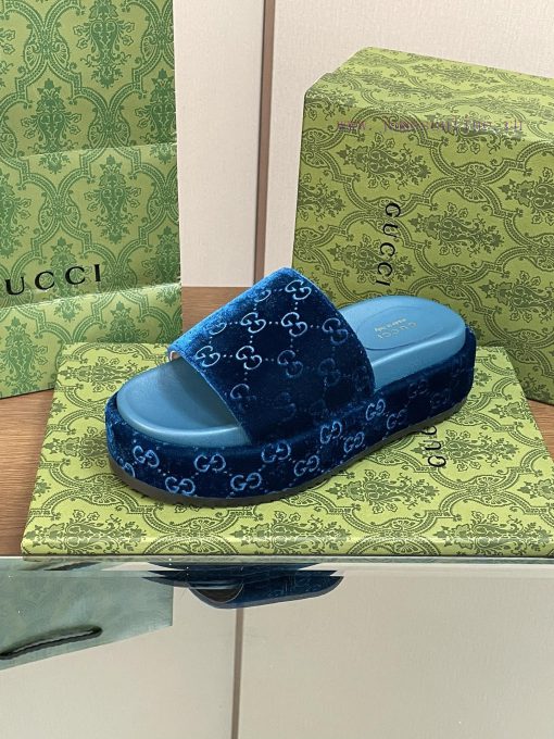 2024 Gucci's latest spring/summer velvet embroidered double GG series thick soled sandals an1cea66hb - Image 6