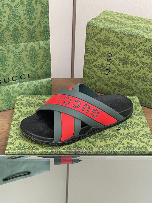2024 Gucci hot couple sandals, unisex summer sponge shoes, new thick soled cross slippers, jlv78rix8 - Image 10