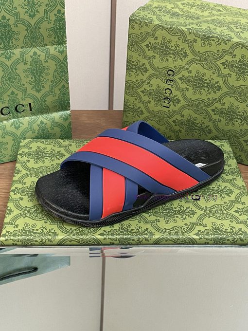 2024 Gucci hot couple sandals, unisex summer sponge shoes, new thick soled cross slippers, jstfm10lf - Image 9
