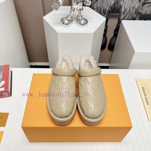 Top tierL Lv brand 2024 vs Spring new casual shoe seriesSponge cake thick soled casual shoeskjs30mmq