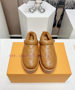 Top tierL Lv brand 2024 vs Spring new casual shoe seriesSponge cake thick soled casual shoeslprbdai6