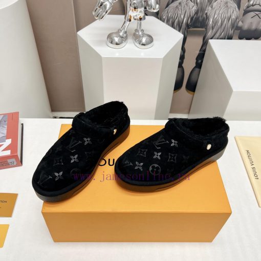 Top tierL Lv brand 2024 vs Spring new casual shoe seriesSponge cake thick soled casual shoes2wsb8h82 - Image 4