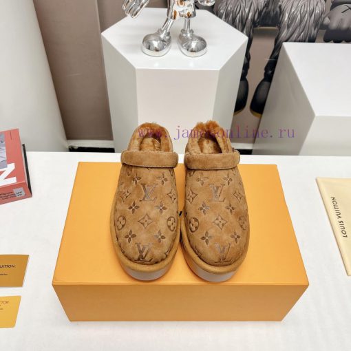 Top tierL Lv brand 2024 vs Spring new casual shoe seriesSponge cake thick soled casual shoesc4sw88x4