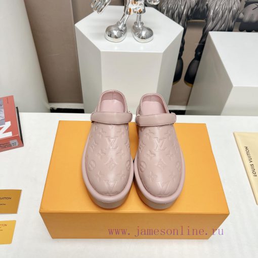 Top tierL Lv brand 2024 vs Spring new casual shoe seriesSponge cake thick soled casual shoes3yi0ihf4