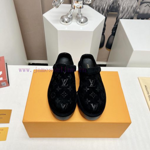Top tierL Lv brand 2024 vs Spring new casual shoe seriesSponge cake thick soled casual shoes923kl55h