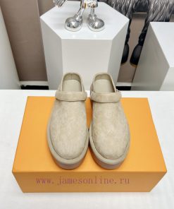 Top tierL Lv brand 2024 vs Spring new casual shoe seriesSponge cake thick soled casual shoes015i4b1k
