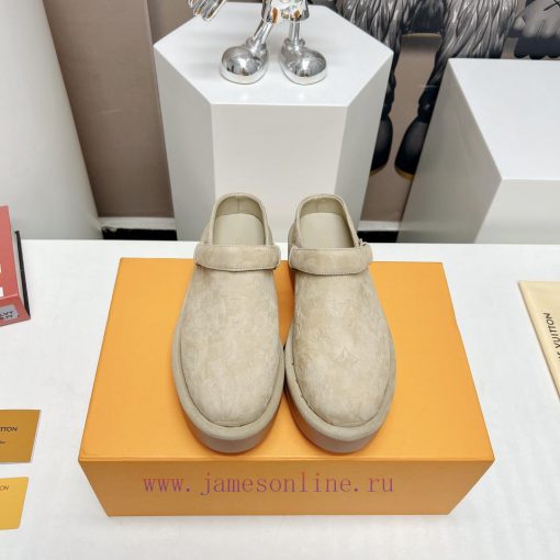 Top tierL Lv brand 2024 vs Spring new casual shoe seriesSponge cake thick soled casual shoes015i4b1k