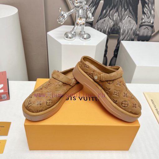 Top tierL Lv brand 2024 vs Spring new casual shoe seriesSponge cake thick soled casual shoeslxojm8fc - Image 5