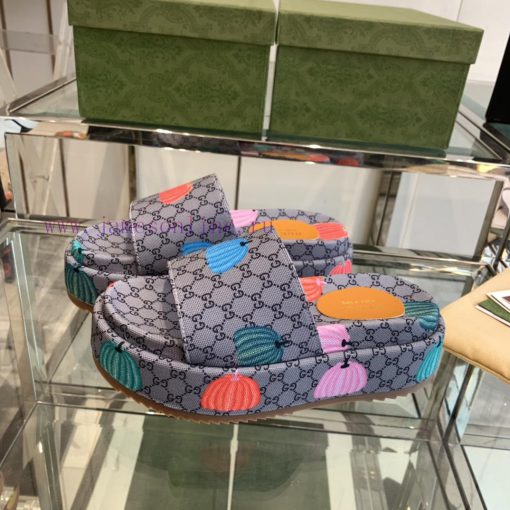 Gucci 2024SS Latest Limited Edition Thick Bottom Slippers ️️ Top Quality Available for Purchyr3cpqsq - Image 3