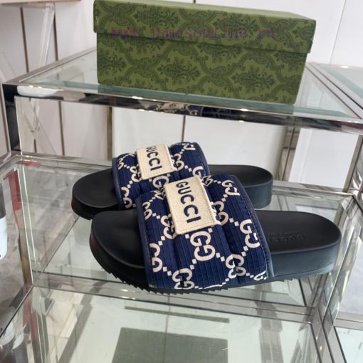 Gucci 24ss Spring/Summer New Couple's Slippers ️️ Super Comfortable Bare Leg Wear, Full Retu4dhigra3 - Image 3