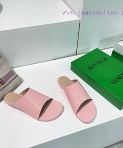 Bottega Veneta's 2024BV brand new deep mouth candy colored round toe round heel flat bottomegm3y6r9k