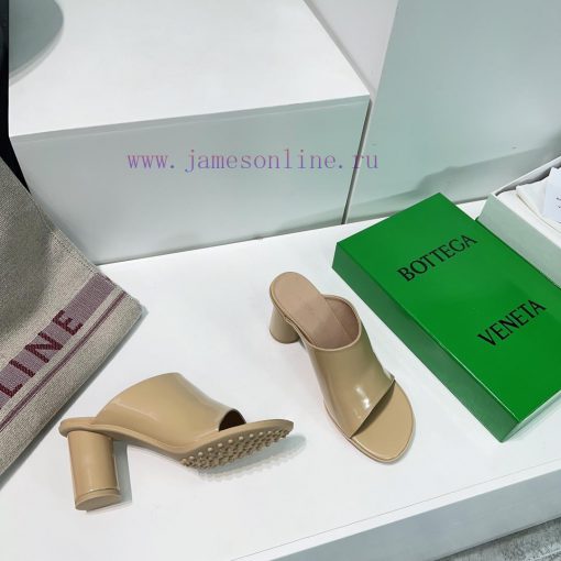 Bottega Veneta's 2024BV brand new deep mouth candy colored round toe round heel flat bottome6vpytupe