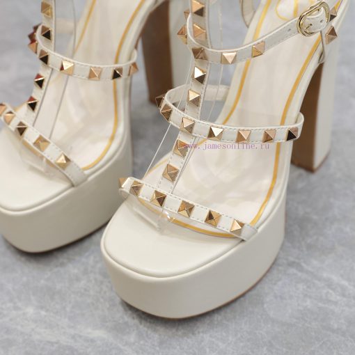 Valentino Paris Fashion Week 2023 Spring/Summer Show Collection 2023 New Valentino Hentian H6ntsndm2