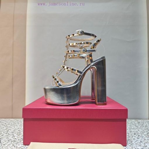 Valentino Paris Fashion Week 2024 Spring/Summer Show Collection 2024 New Valentino Hentian Hbpsub7xw