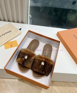 Top tierLouis Vuitton LV wool mopLimited edition home hotel slippers made of fur and top-quapd7du1my