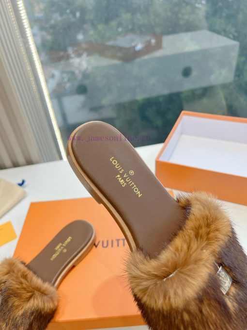 Top tierLouis Vuitton LV wool mopLimited edition home hotel slippers made of fur and top-quapd7du1my - Image 8