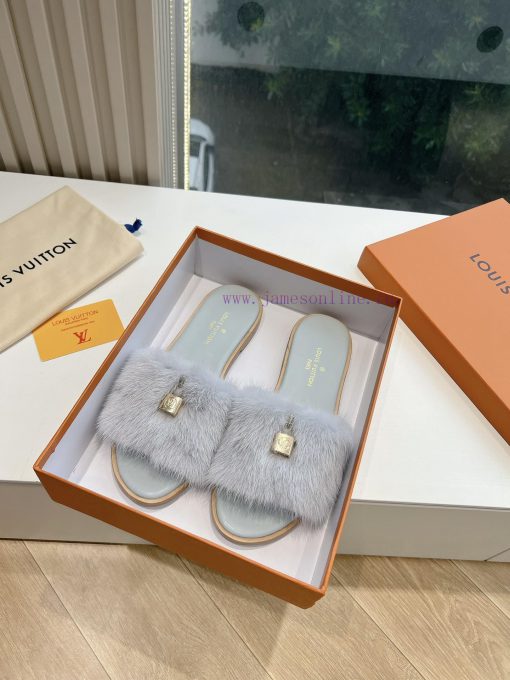 Top tierLouis Vuitton LV wool mopLimited edition home hotel slippers made of fur and top-quasu2sgwat - Image 2