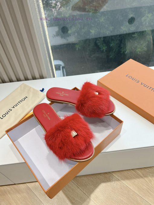 Top tierLouis Vuitton LV wool mopLimited edition home hotel slippers made of fur and top-quagmkyatvp - Image 3