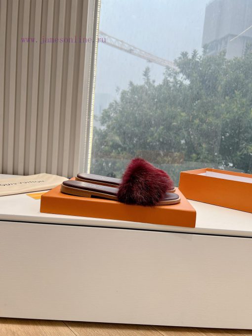 Top tierLouis Vuitton LV wool mopLimited edition home hotel slippers made of fur and top-qua9e98s6k6 - Image 7