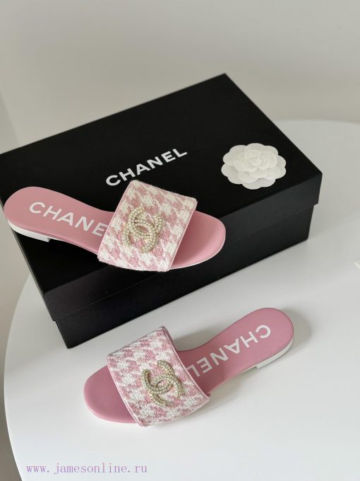 Chanel's new double buckle slippersThis season's honey looks so good when dragged on footThettcgyopf - Image 9