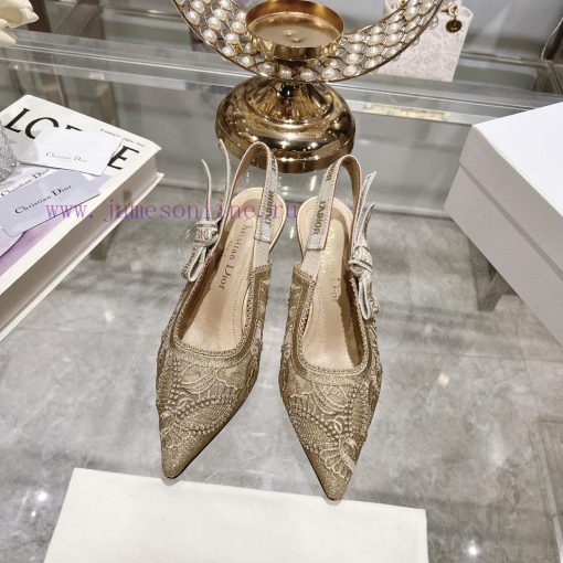 Top tierDior 2024 new season hollowed out carved Mary Jane pointed single shoesThe new Spect6lvhk2jd
