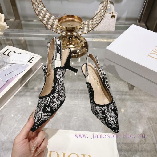 Top tierDior 2024 new season hollowed out carved Mary Jane pointed single shoesThe new Spectxbvz3s0v - Image 3