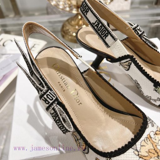 Top tierDior 2024 new season hollowed out carved Mary Jane pointed single shoesThe new Spect4ev0zef2 - Image 8