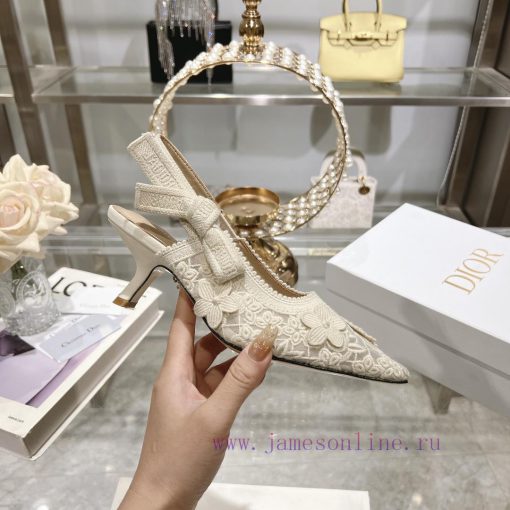 Top tier with flowersDior 2024 new season hollowed out carved Mary Jane pointed single shoesorke3ukb - Image 4