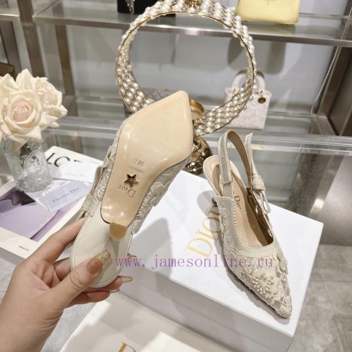 Top tier with flowersDior 2024 new season hollowed out carved Mary Jane pointed single shoesorke3ukb - Image 9
