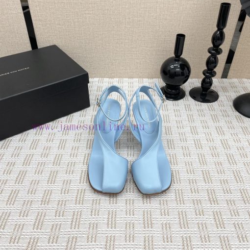 Dries Van Note * 𝟐𝟒/𝐀𝐖 Beautiful SandalsThe most beautiful sandals of the year, with a desigybusefto - Image 2