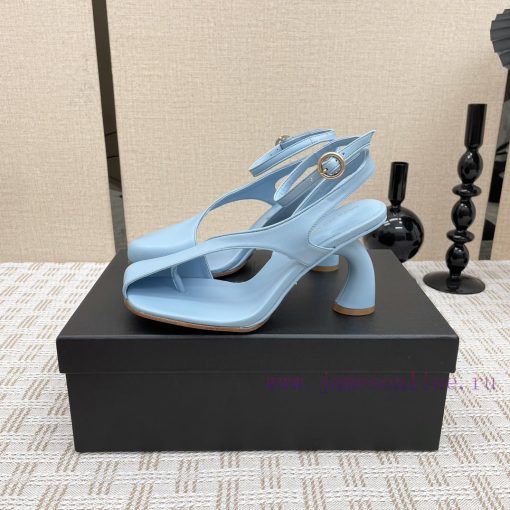 Dries Van Note * 𝟐𝟒/𝐀𝐖 Beautiful SandalsThe most beautiful sandals of the year, with a desigybusefto - Image 7