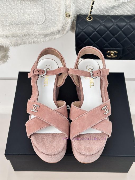Chanel | Chanel 24C Spring/Summer New ProductsCross strap thick soled sandalsThis year, Gran0hcfhlt0 - Image 5