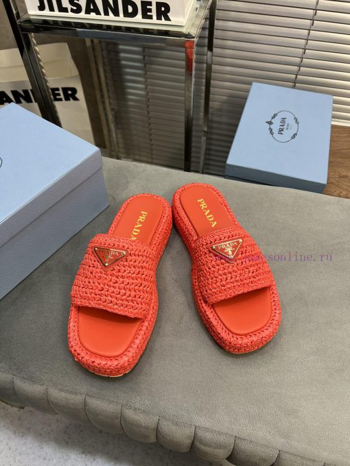 Prada's new woven shoes and grass woven slippers. This year's popular grass woven series is o4ackr3i - Image 2